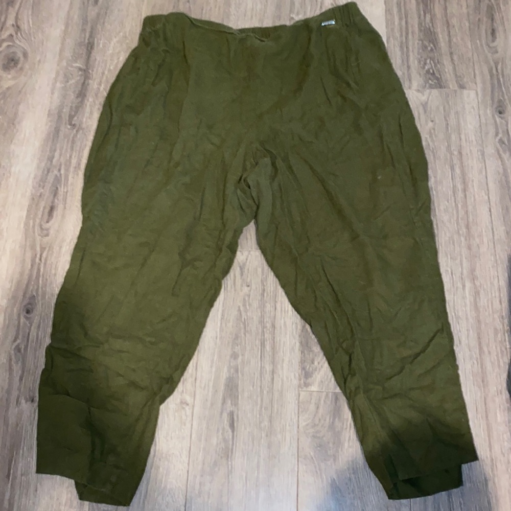 Baggy sweaty pants
